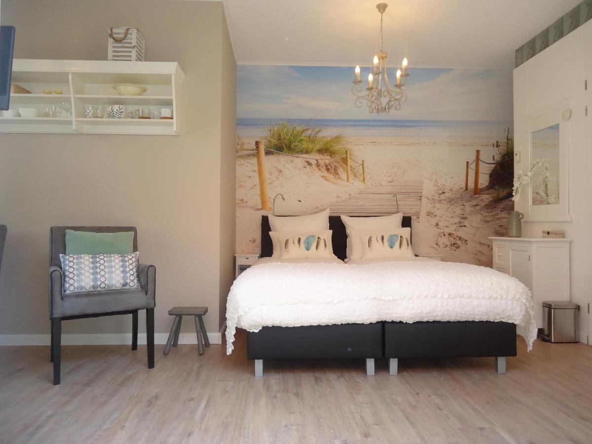 Bed & Breakfast Zeeduinsepoort Met Sauna オーストカペッレ エクステリア 写真